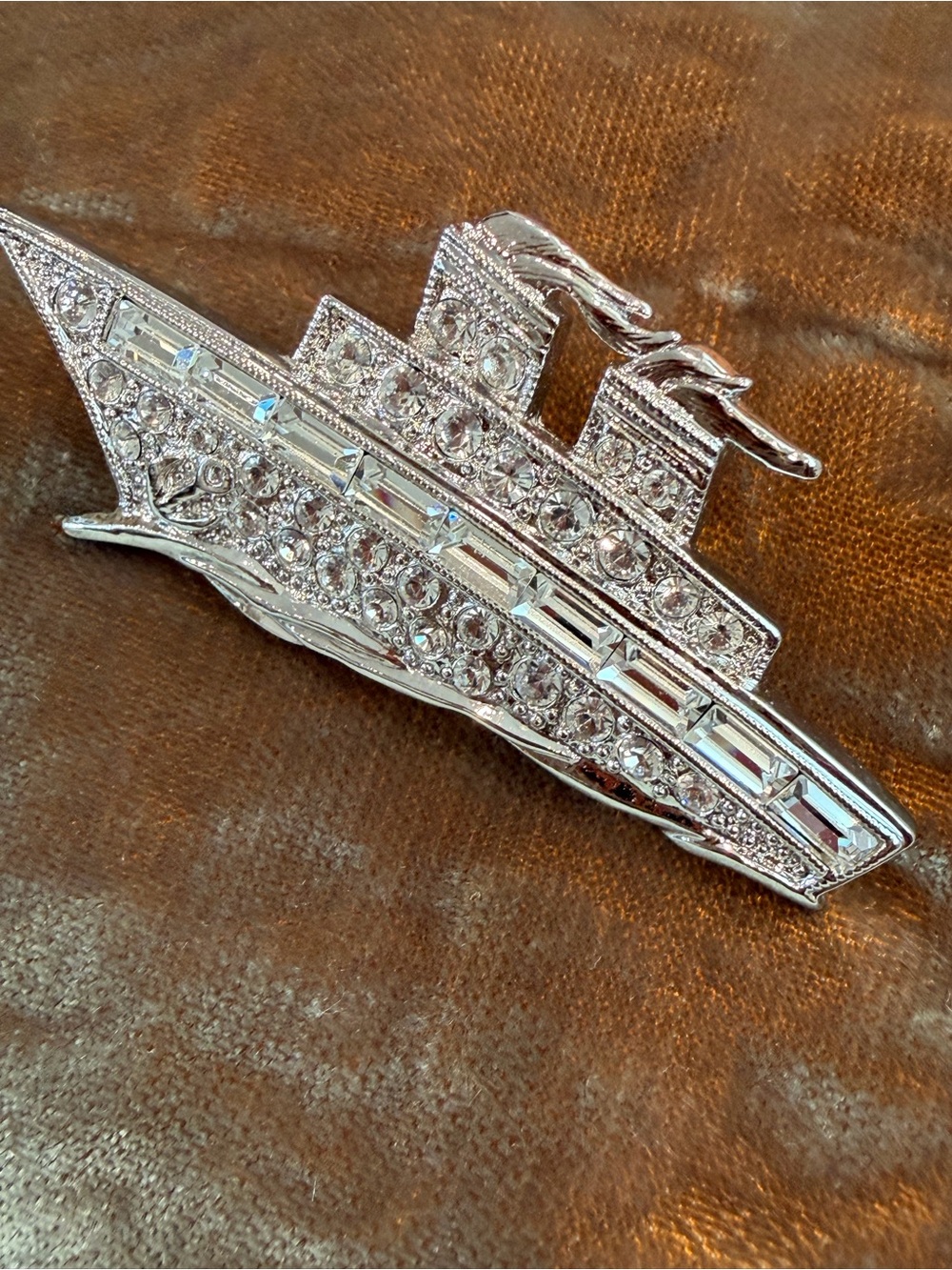Silver-Tone Crystal Cruise Ship Brooch of lapel pin